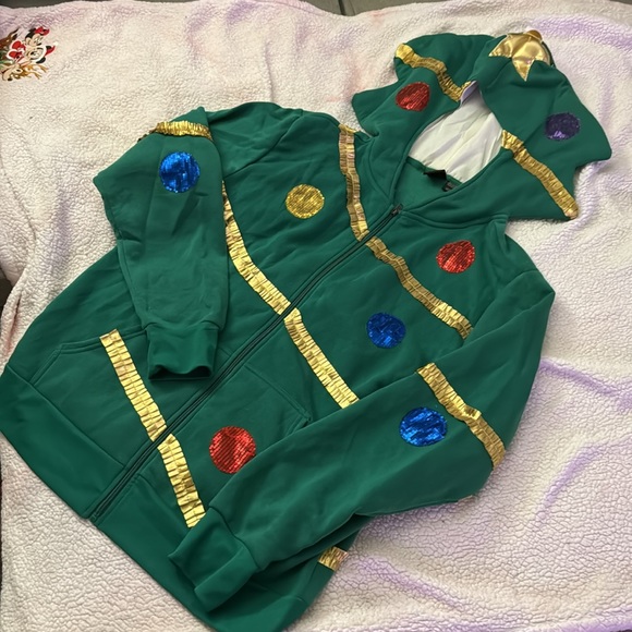 Christmas Sweater - Picture 3 of 3